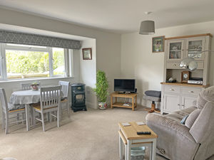 Photo 8- click for photo gallery